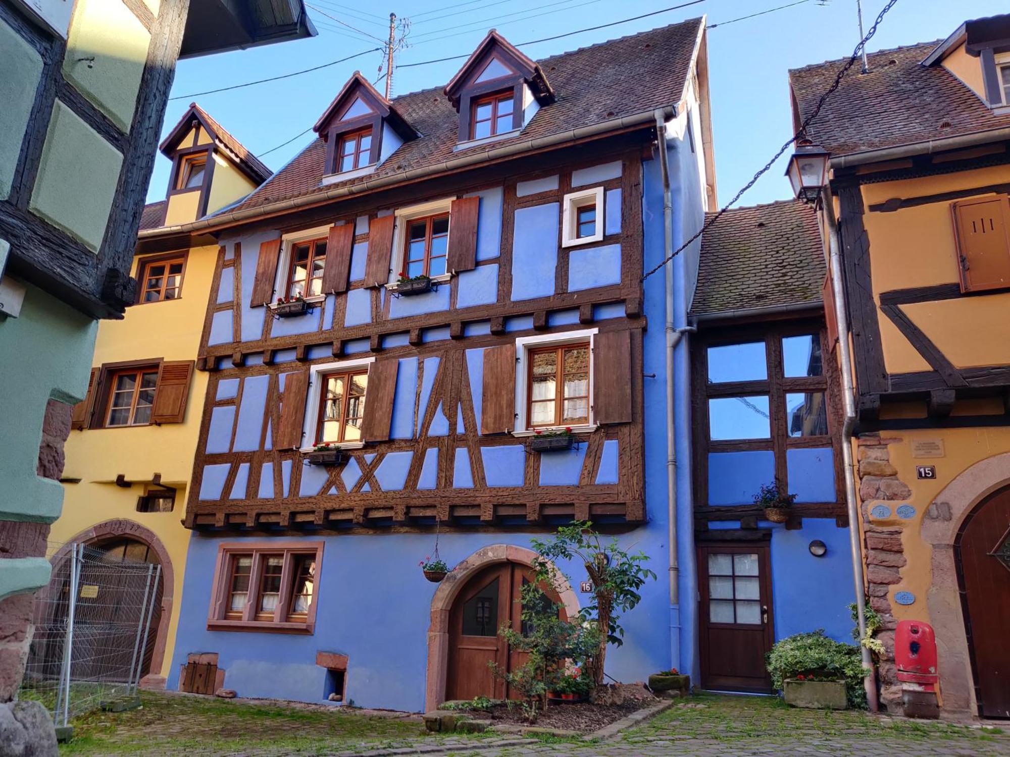 La Maison Bleue - Historic House In The Heart Of Olenevka Ngoại thất bức ảnh